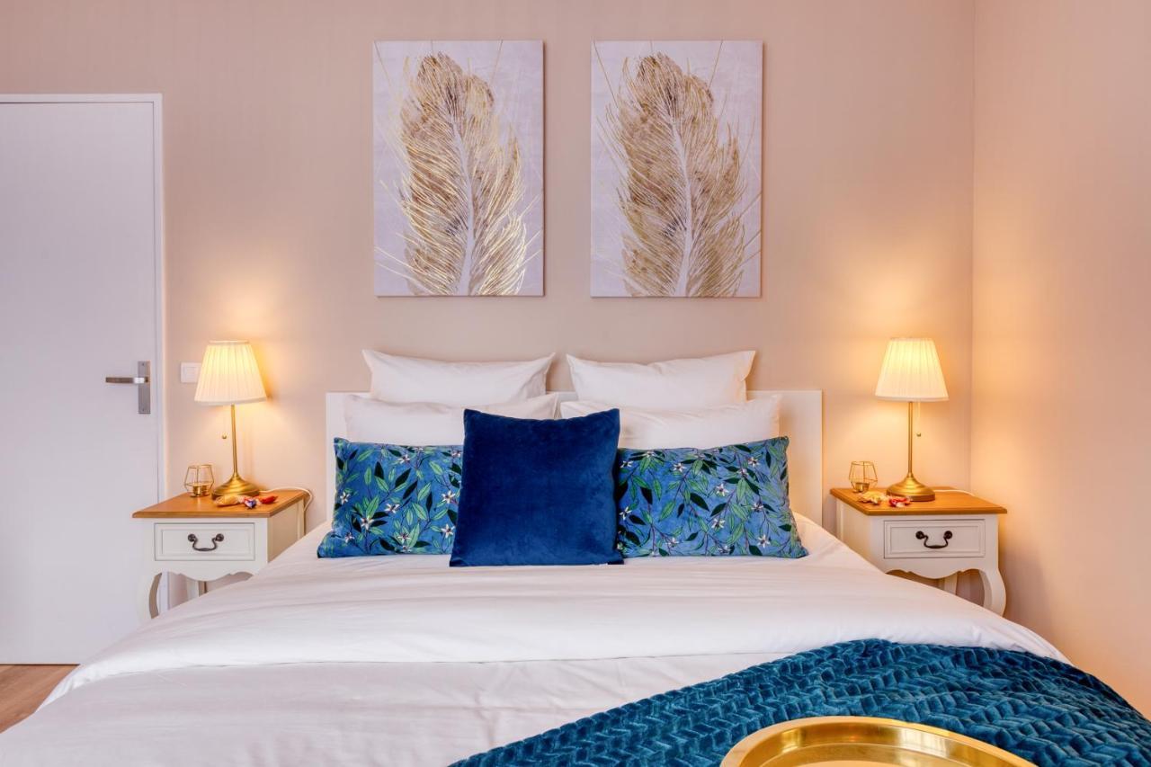 Studio Hotel - Lit King Size - Parking - Wifi - Proche Cdg Livry-Gargan Exteriör bild
